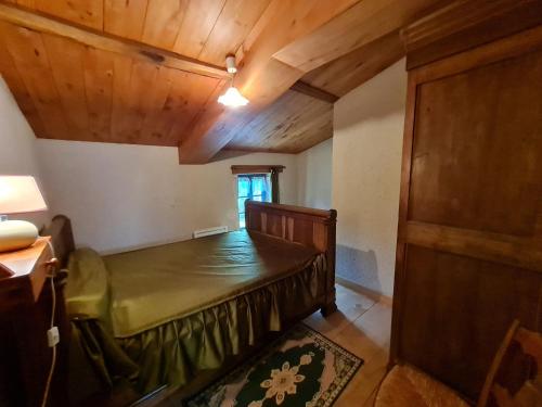 Gîte Benet, 5 pièces, 8 personnes - FR-1-426-146