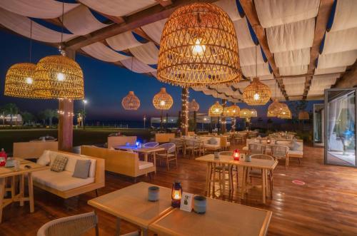 Restaurant, Bab Al Nojoum Hudayriyat Camp in Al Mafraq