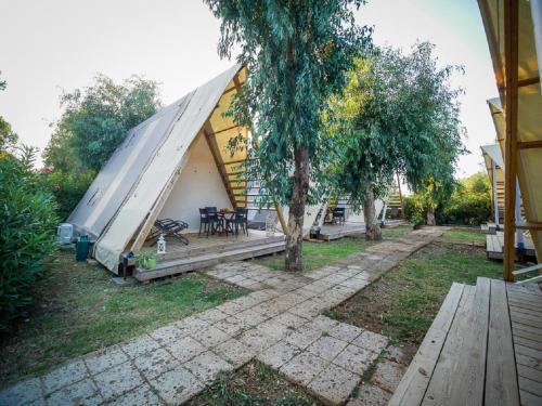 AIRLODGE 4PAX Triangolare