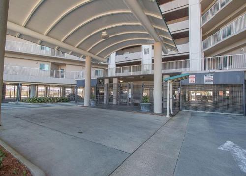 Sea Breeze 504 Deluxe By Biloxi Beach Resort Rentals
