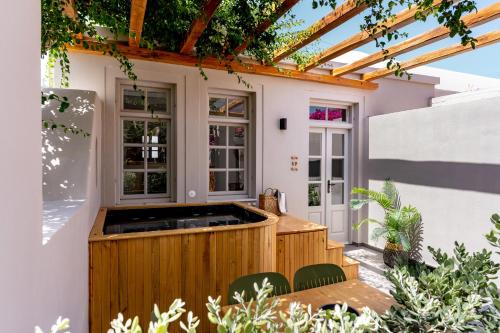 Marillia Village Room Type - Suite with outdoor Jetted Hot Tub 