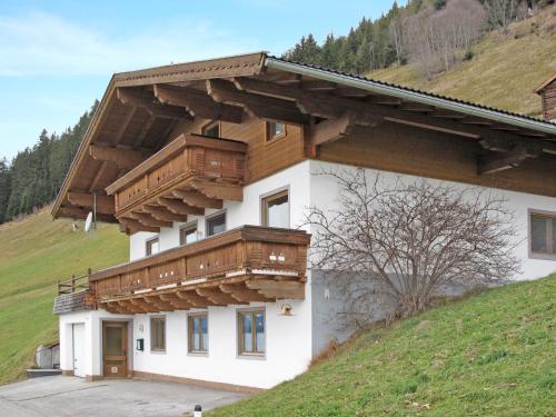 Apartment Prieslern-1 by Interhome in Bramberg am Wildkogel, Österreich