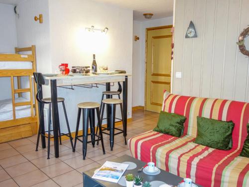 Apartment Les Jardins Alpins-1 by Interhome Saint Gervais Les Bains