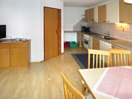 Apartment Haus Sonne - ZAZ683 by Interhome