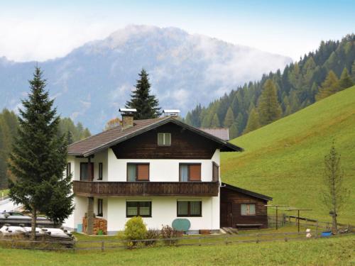  Holiday Home Thaler by Interhome, Ferienwohnung in Obernberg am Brenner