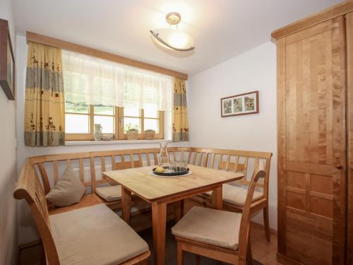 Apartment Beim Holzschnitzer-2 by Interhome