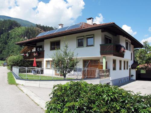 Apartment Kraftreich Apartments-2 by Interhome in Aschau, Österreich