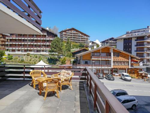 Apartment Zanfleuron A1 by Interhome in Nendaz