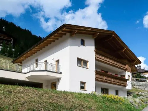 Apartment Bergkristall by Interhome in Spiss, Österreich