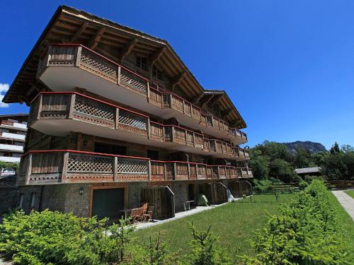 Apartment Ardève No 11 by Interhome in Ovronnaz, Schweiz