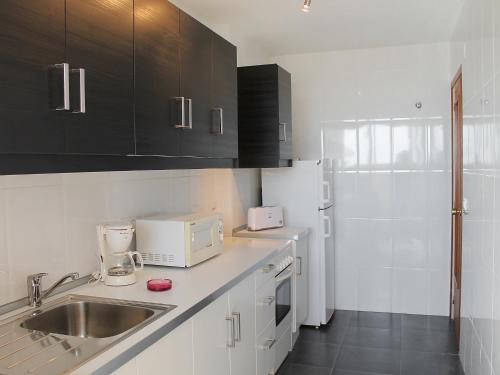 Apartment Las Cinco Torres by Interhome