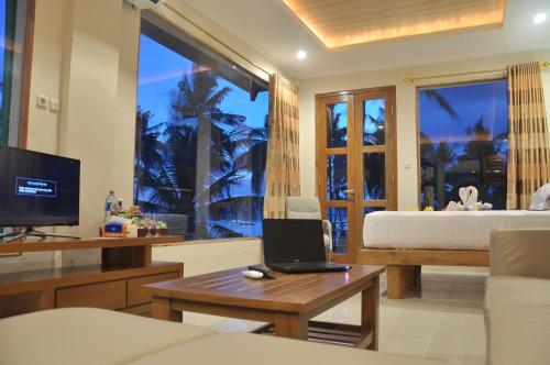 Crystal Beach Bali Hotel