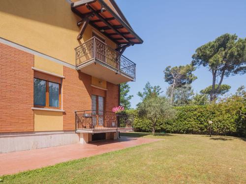 Apartment Casone by Interhome in Marina di Massa