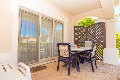 159D 2 Bedroom Apartment On Gramacho Golf Course - image 10