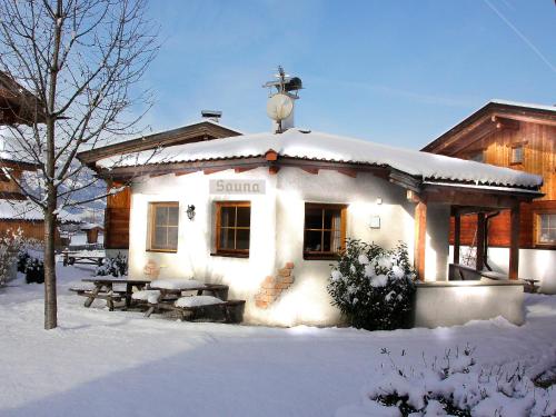 Holiday Home Alpendorf-3 by Interhome