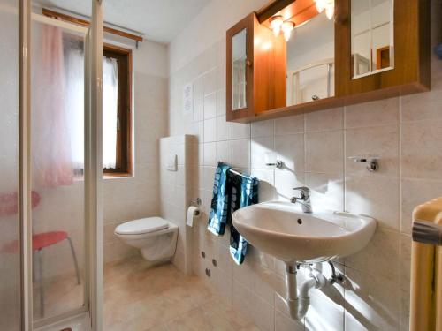 Apartment Casa Cantoni by Interhome in Trepalle