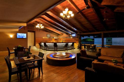 Pub/salong, Tills at Vienna Hotel in Sakumono