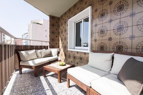 Sea & Wave Bailen Great Views Apartment - image 3