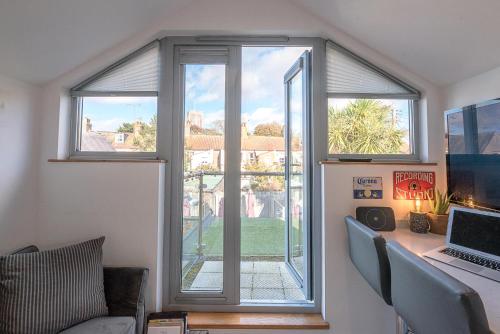 Picture of Papillon Southwold - A Modern Flat With Balcony