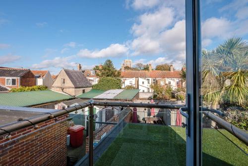 Picture of Papillon Southwold - A Modern Flat With Balcony