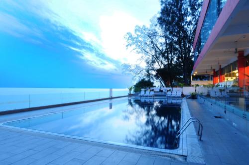 Zwembad, Hotel Sentral Seaview Penang @ Beachfront in Penang