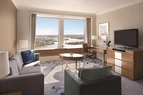 Shangri-La Hotel Sydney - image 3