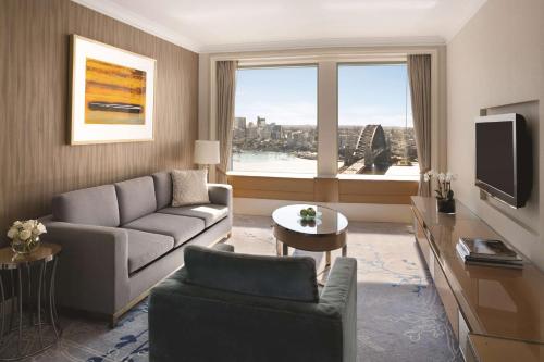 Shangri-La Hotel Sydney - image 5