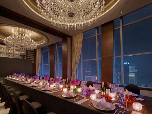 Futian Shangri-La, Shenzhen,Near to Shenzhen Convention&Exhibition Centre, Futian Railway Station