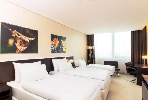 Standard Double or Twin Room with Extra bed (2 Adults + 1 Child)