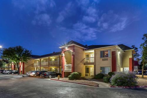 Suburban Extended Stay Albuquerque