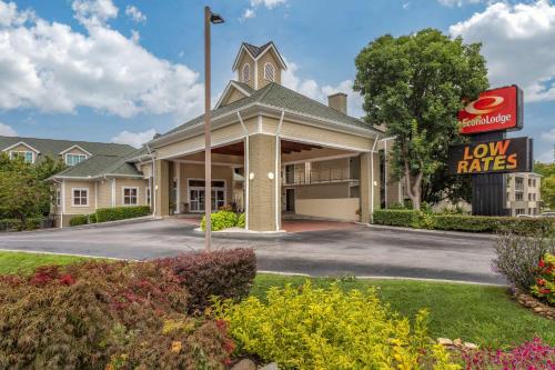 Econo Lodge Pigeon Forge Riverside