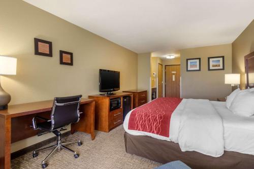 Comfort Inn & Suites Pittsburg