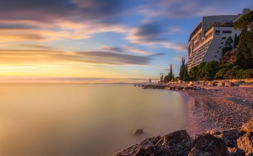 Grand Hotel Bernardin - image 2