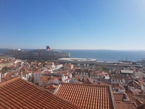 Piece Of Heaven, Lisbon