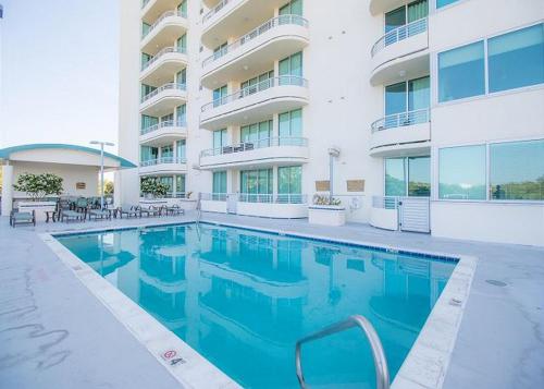 Ocean Club 502 by Biloxi Beach Resort Rentals