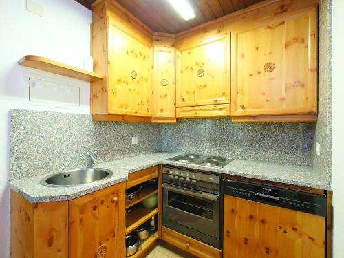 Apartment Residenza Chesa Margun 15-6 by Interhome in سيلفابلانا