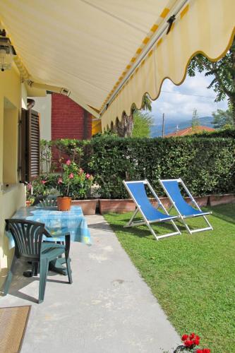  Holiday Home Casetta Mosti by Interhome in Marina di Massa