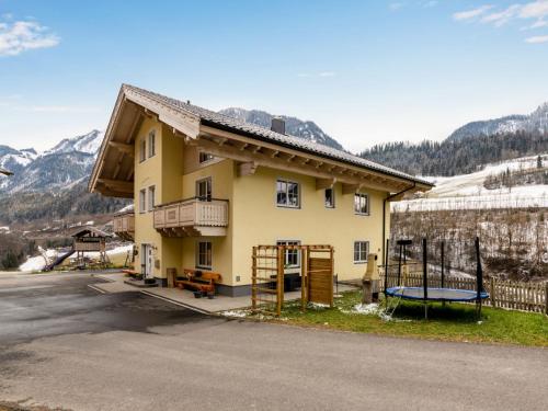 Apartment Grün by Interhome Apartment Grün by Interhome