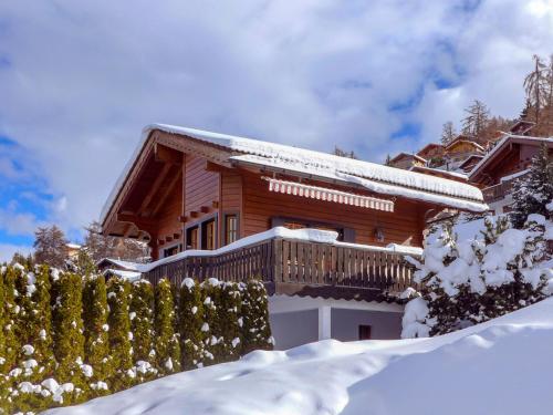 Chalet Bivak by Interhome in Plan Fey
