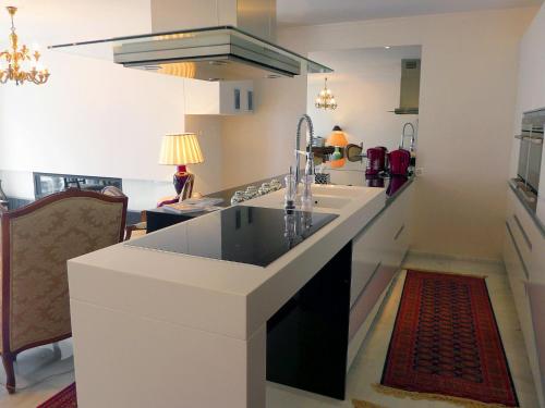  Apartment Haute-Rive by Interhome in Montreux