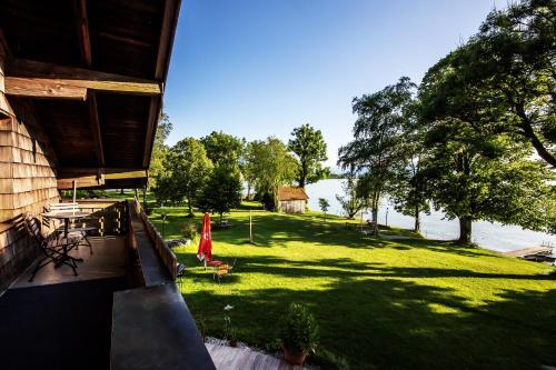 Ferienwohnungen Am Strandbad in Chieming