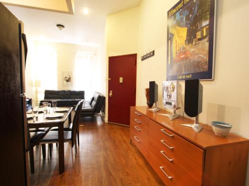Apartment Clayton-2 - image 7