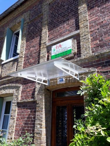 L'escale Arquaise, la maison au jardin fleuri à 5 min de dieppe 7 jours minimum (L'escale Arquaise, la maison au jardin fleuri a 5 min de dieppe 7 jours minimum) in 阿爾克拉巴泰勒