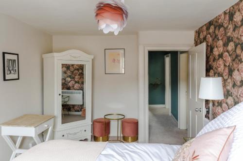 Impeccable 4-Bed Apartment in Bath, Bath (foto 6)