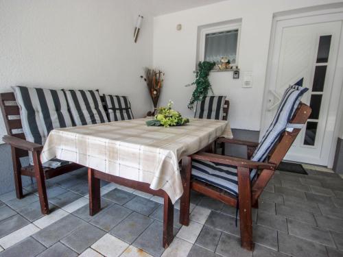 Apartment Susi by Interhome in Pardoll