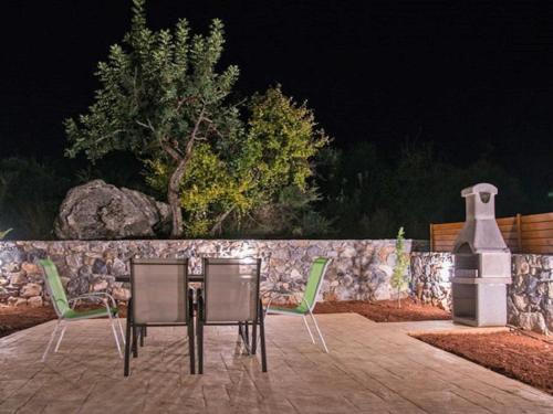  Holiday Home Villa Coral by Interhome in Vlikhádha