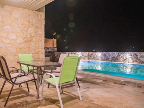  Holiday Home Villa Emerald in Vlikhádha