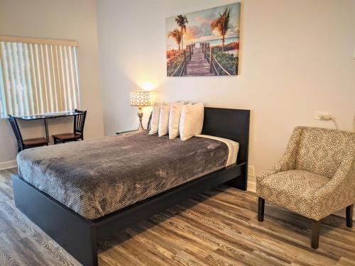 Johns Pass Beach Motel – Treasure Island, FL