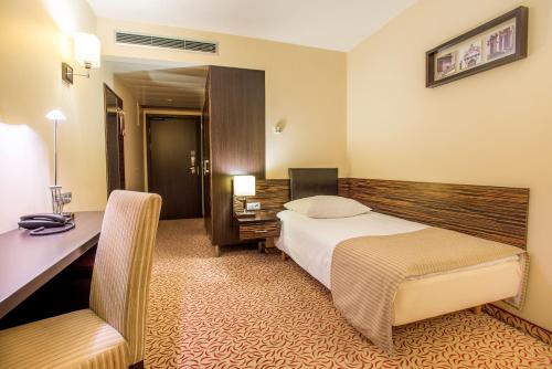 Single Room image 2