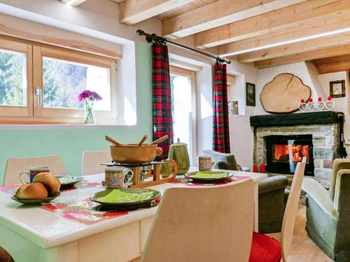  Holiday Home Rustico Ginetta by Interhome in Chiavasco